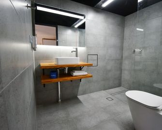 Winsor Park Motor Inn - Albury - Kamar Mandi
