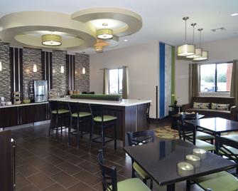 Quality Inn & Suites Kenedy - Karnes City - Kenedy - Dining room