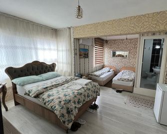 Saydam Otel - Adana - Schlafzimmer