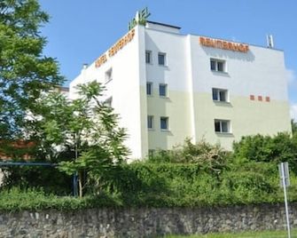 Darmstadt/Hotel Reuterhof - Darmstadt - Building
