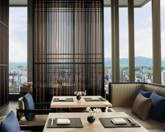 The Ritz-Carlton Fukuoka - 福岡 - 餐廳