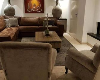 Villa in Bosrijk Near Horsterwold Forest - Zeewolde - Living room