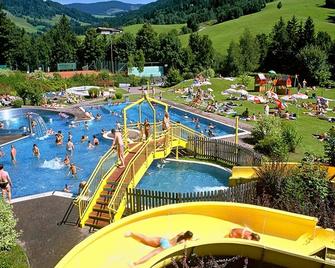 Chalet Maria Alm by Ski Slopes & Views - Maria Alm am Steinernen Meer - Piscina