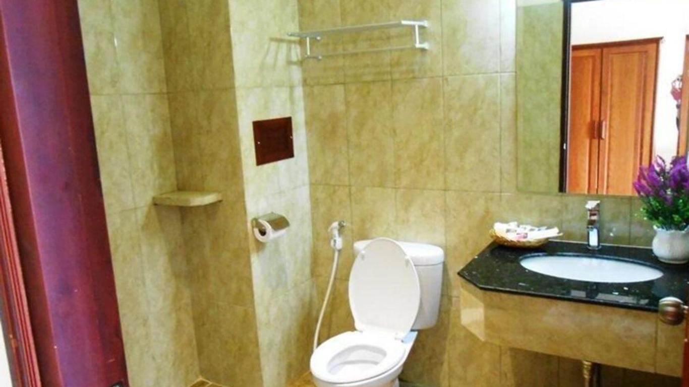 Phonethip Plaza Hotel