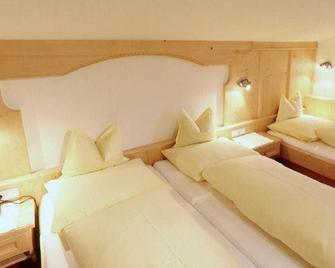 Hotel Sailer - Sankt Anton am Arlberg - Bedroom