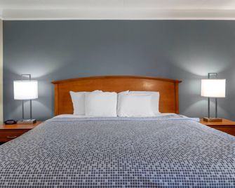 Econo Lodge Knoxville North - Knoxville - Phòng ngủ