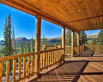 Fairplay Cabin w/ Wraparound Deck & Mountain Views - Fairplay - Балкон