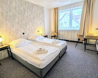 Hotel Panorama - Niederfüllbach - Bedroom