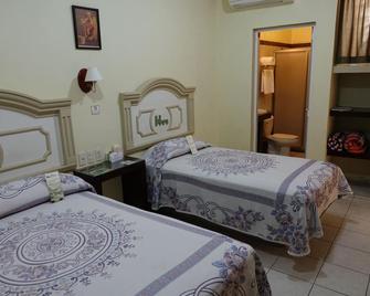 Hotel La Merced - Colima - Bedroom