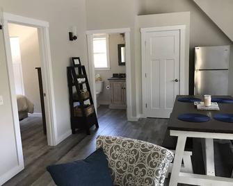 Acadia New Construction! 2nd Floor Apartment Close to Acadia, 2 Minutes from SWH - Southwest Harbor - Living room