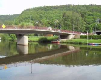 Wohnung in Pfuhl Nahe Naturschutzgebiet - Lautzenbrücken - Outdoor view