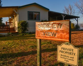 Sundew View/ Kings Canyon/Sequoia National Parks - Squaw Valley (Fresno County) - Edificio
