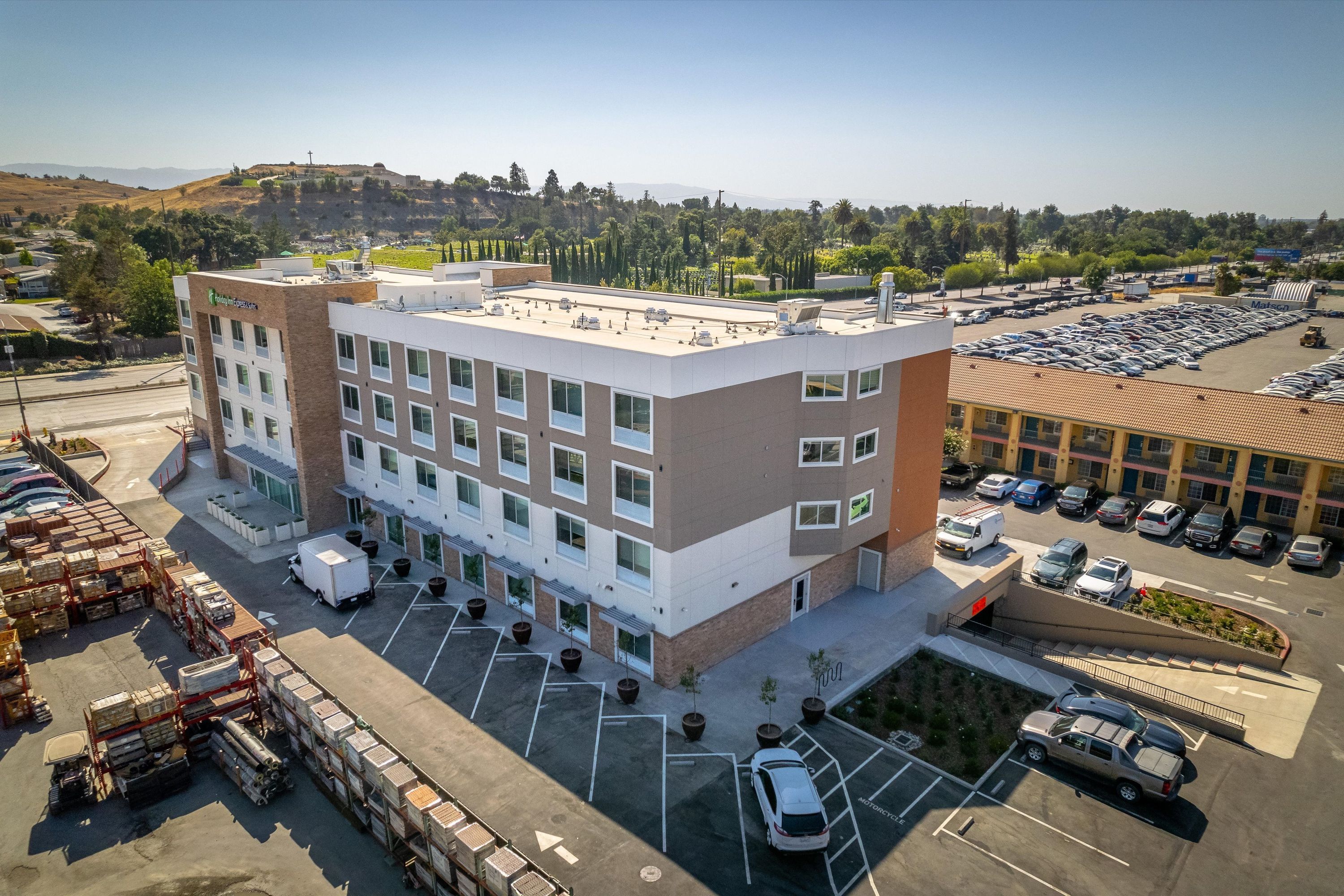 Holiday Inn Express & Suites San Jose – Silicon Valley - סן חוזה - בניין