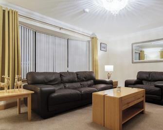3 bedroom accommodation in Invergordon, near All Black Isle - Invergordon - Living room