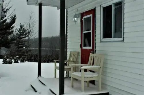 Chalet Au Bord Du St-Maurice - La Tuque