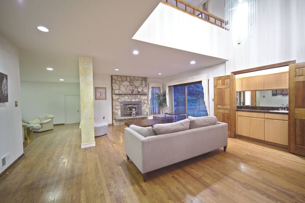 Nice Quiet Family Home