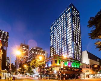 Ibis Styles Brisbane Elizabeth Street - Brisbane - Building