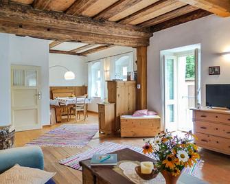 Ferienwohnung Rothmühle - Kronach - Wohnzimmer