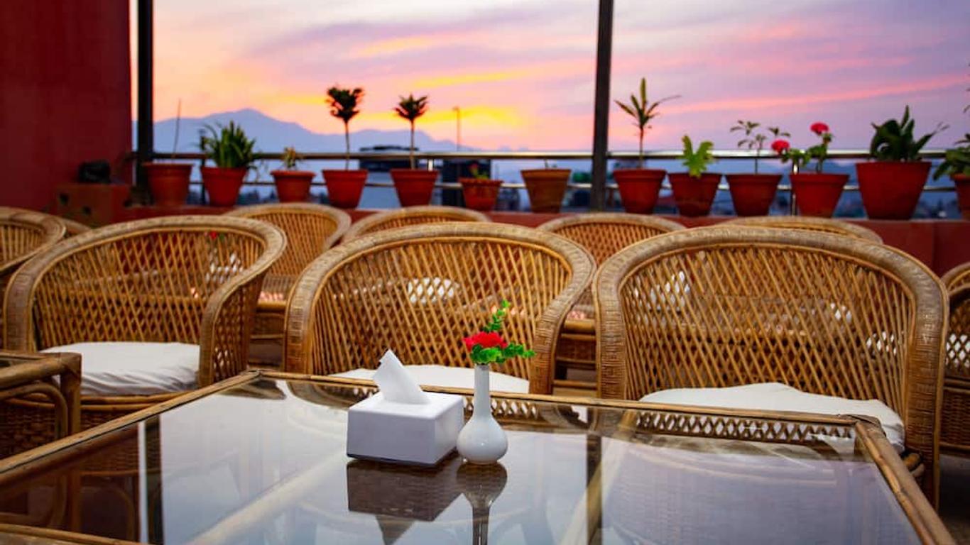 Hotel Jay Suites