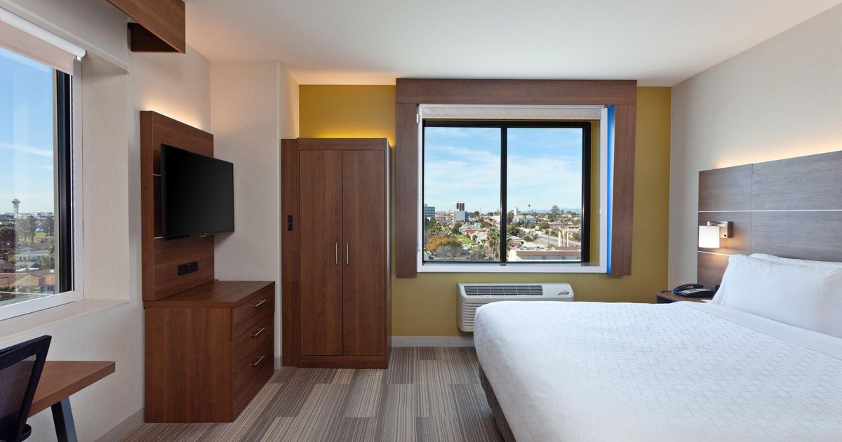Holiday Inn Express Los Angeles Lax Airport à partir de 88 €. Hôtels