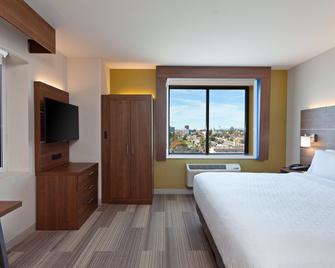Holiday Inn Express Los Angeles - Lax Airport - Los Angeles - Bedroom