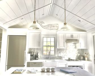 Brand new upscale cottage-great location - Nantucket - Cocina