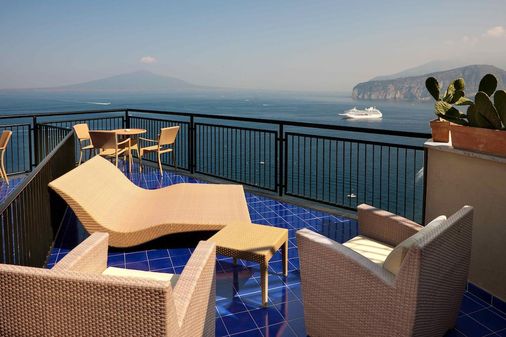 Hotel Bristol - Sorrento - Balcony