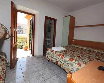 Hotel La Rosa - Campo nell'Elba - Habitación
