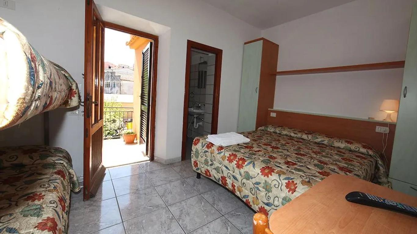 Hotel La Rosa