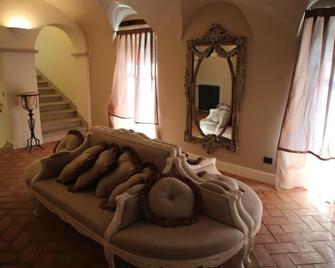 Villa Sibilla - Bubbio - Sala de estar