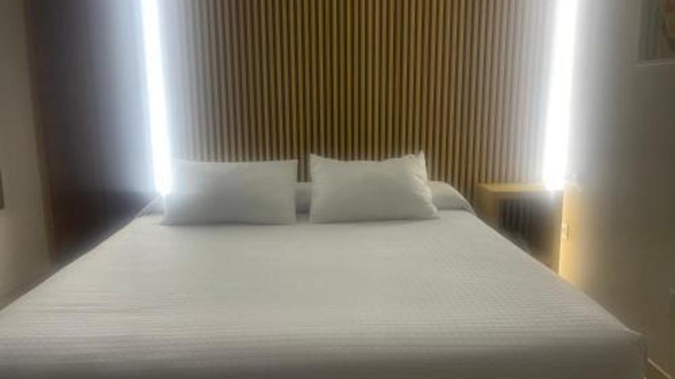 Hotel orly