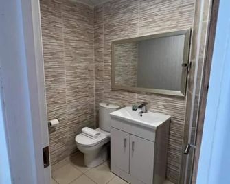 Earl David Hotel - Kirkcaldy - Koupelna