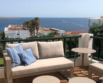 Incredible views in your summer house - Arenal d'en Castell - Balcón