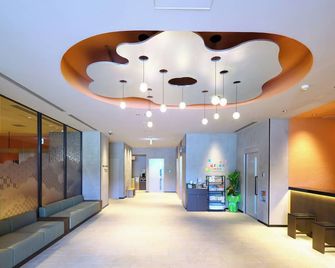 دورمي إن إكسبرس أونان ناتورال هوت سبرينج - إيزومو - ردهة