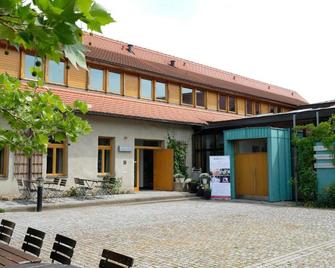 deckert`s Hotel an der Klosterpforte - Eisleben - Gebouw