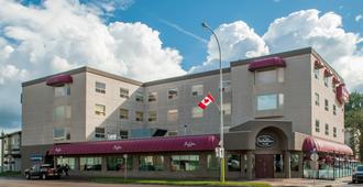 Prime Hotel - Fort McMurray