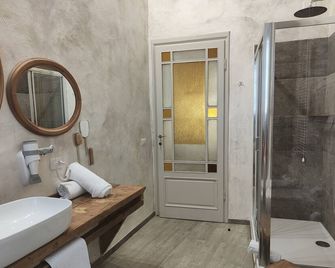 Il Pozzo di Santa Zita - Lucca - Baño