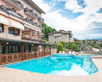 Hotel Ariston - Levico Terme - Πισίνα