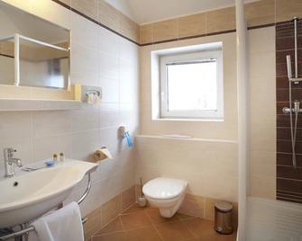 Pension Kern - Prague - Bathroom