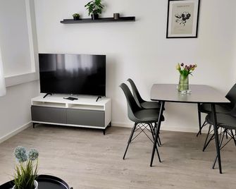 Modernes zentrales Apartment - Bruchsal - Essbereich