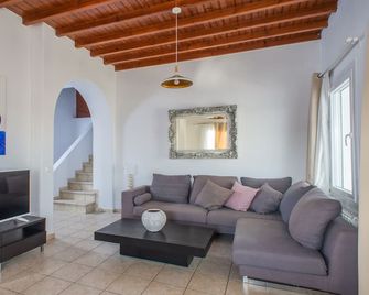 The Corfos Hills House - Mykonos - Huiskamer