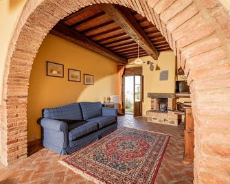 Il Querciolo - Azienda biologica, Agriturismo e Cantina - Marciano della Chiana - Living room