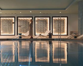 Hotel & Spa Oceania Lille Les Augustins - Lille - Piscine