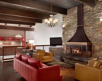 Ramada by Wyndham Spokane Airport - ספוקיין - טרקלין