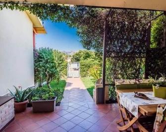 Appartamento San Teodoro VI - San Teodoro - Patio