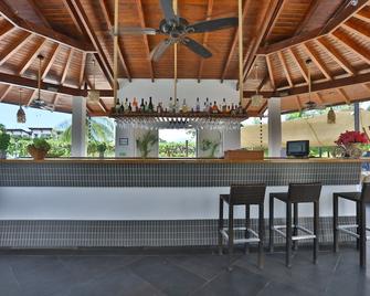 Sybaris Suites & Residences - Guayacanes - Bar