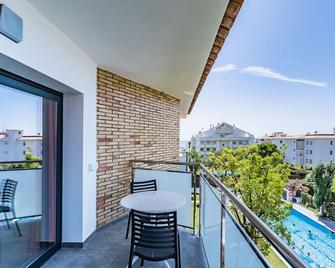 Apartamentos Sunway Apollo - Sitges - Balcony