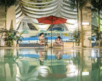 Toya Sun Palace Resort & Spa - Toyako - Pool