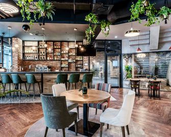 Ibis Styles Lublin Stare Miasto - Lublin - Bar