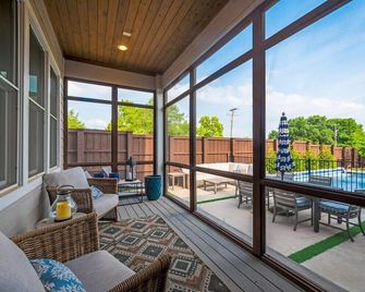 Modern Serenity - 達拉斯 - 陽台